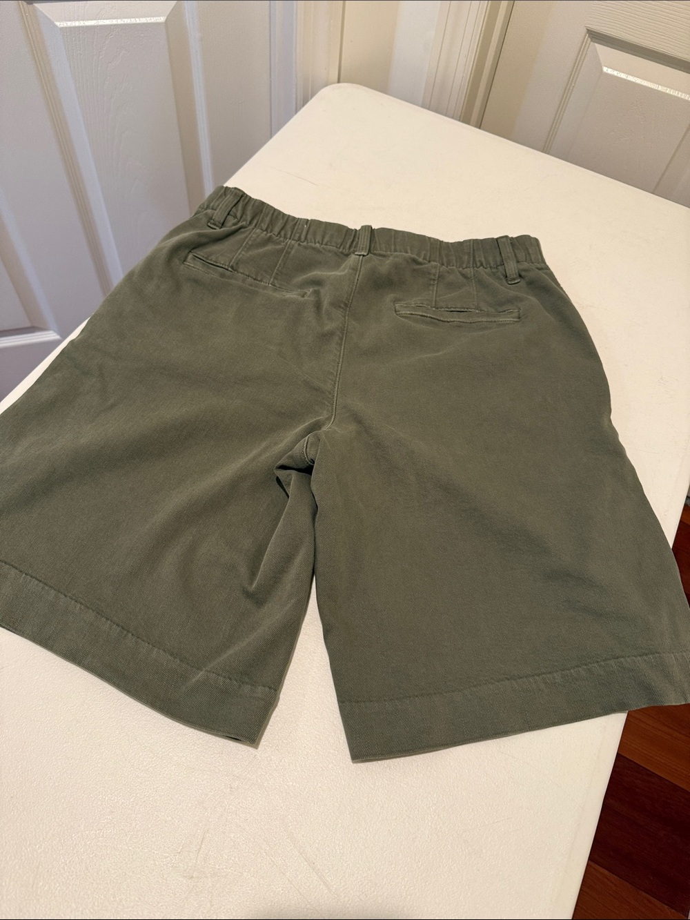 A/E High Rise Trouser Short 11” Inseam Stretch Olive Flat Front Pockets Preppy 8 - Picture 14 of 14